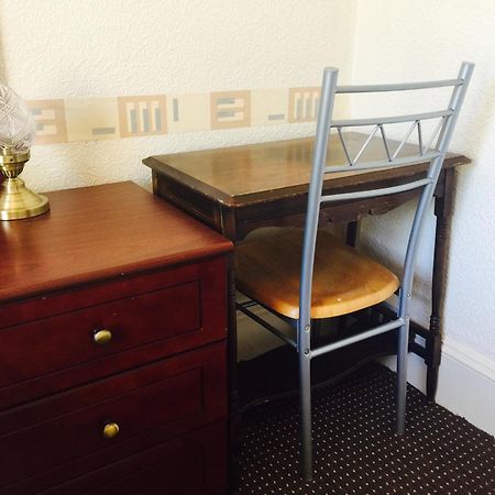 Brentwood Villa Bed And Breakfast Aberdeen Ruang foto