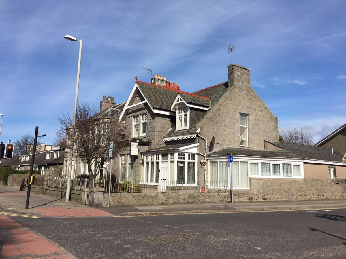 Brentwood Villa Bed And Breakfast Aberdeen Bagian luar foto
