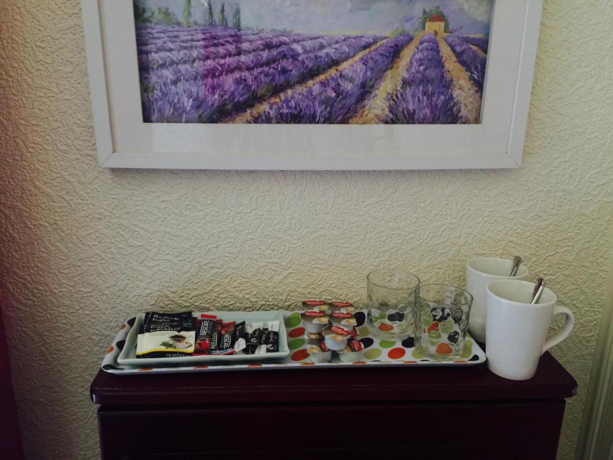 Brentwood Villa Bed And Breakfast Aberdeen Bagian luar foto